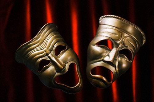 نمایشنامه “پایان را من تعیین می کنم” از داراب به مسابقه تئاتر فجر فارس راه یافت