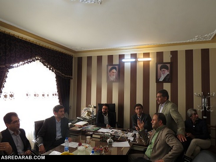 فرماندار داراب در جلسه با رئیس دانشگاه علوم پزشکی شیراز: در شهرستان داراب با کمبود پزشک متخصص مواجه هستیم