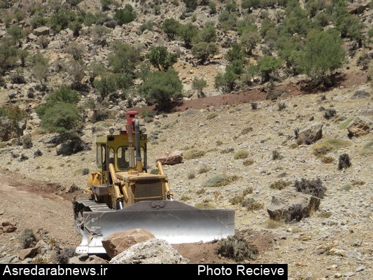 به دستور مقامات قضایی استان صورت گرفت؛ عملیات احداث جاده غیر قانونی تنگ کتویه داراب متوقف شد
