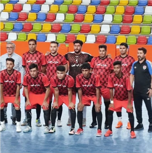 دیدار تدارکاتی تیم فوتسال داراب کهن با تیم ملی عراق